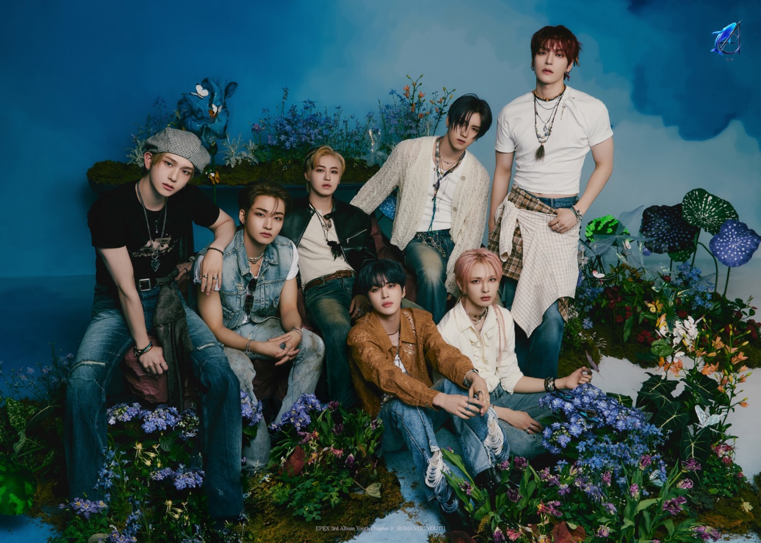 이펙스, 정규 3집 두 번째 포토로 비주얼 절정…‘로맨틱+신비’