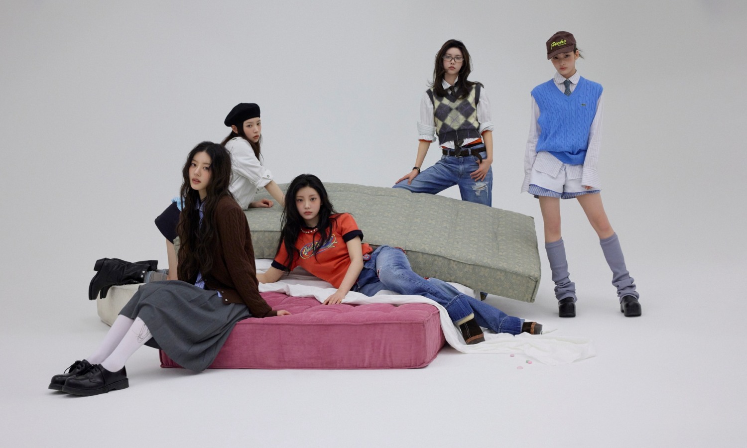 아일릿 미니 3집, 美 ‘빌보드 200’ 입성 성공…3개 앨범 연속 진입