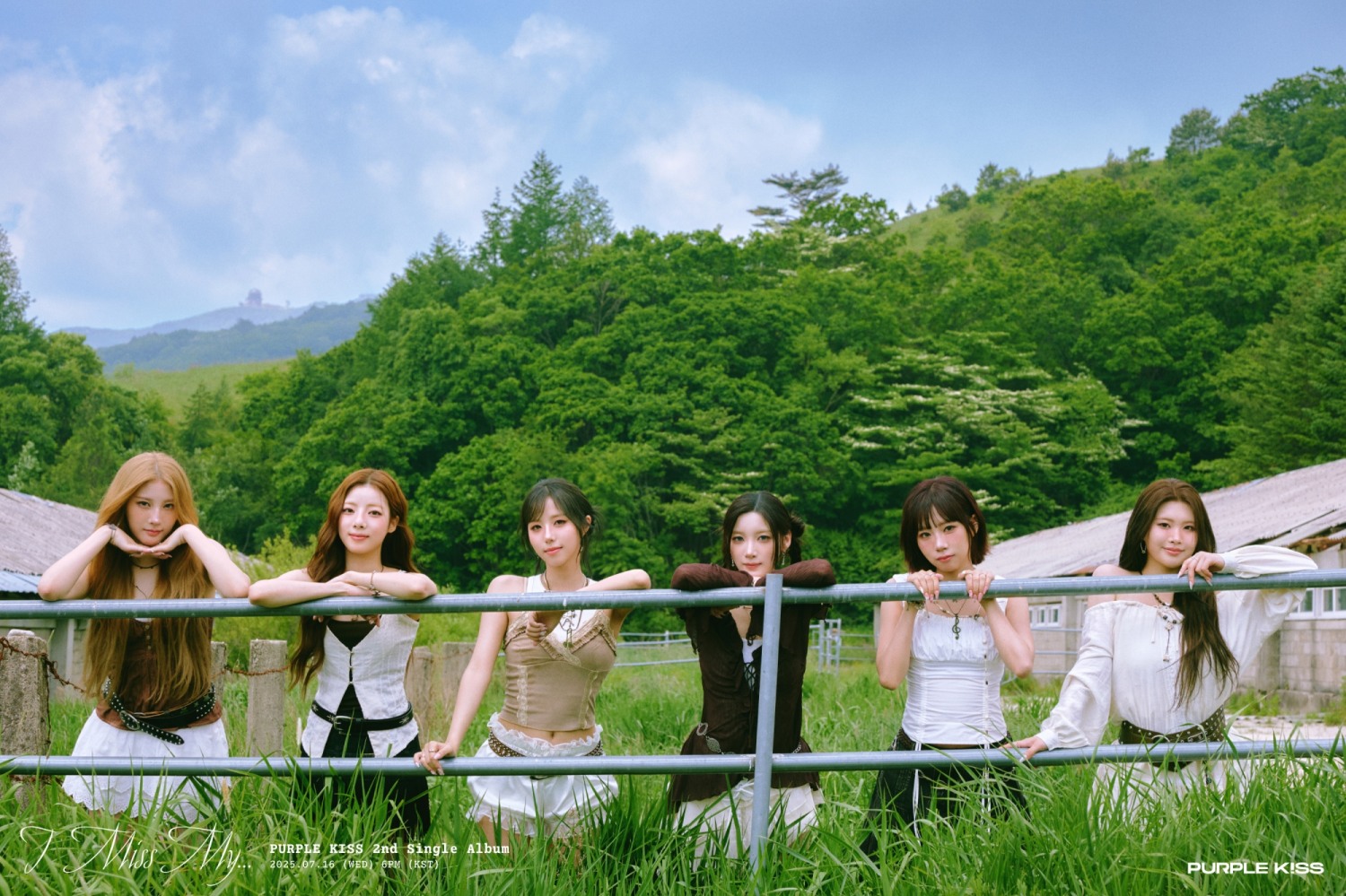 퍼플키스, 싱글 2집 'I Miss My…' 콘셉트 포토 공개…푸르른 초여름 감성
