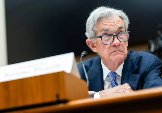 (상보) FOMC위원들 '금리인하'에 신중...7월 인하 기대 소수