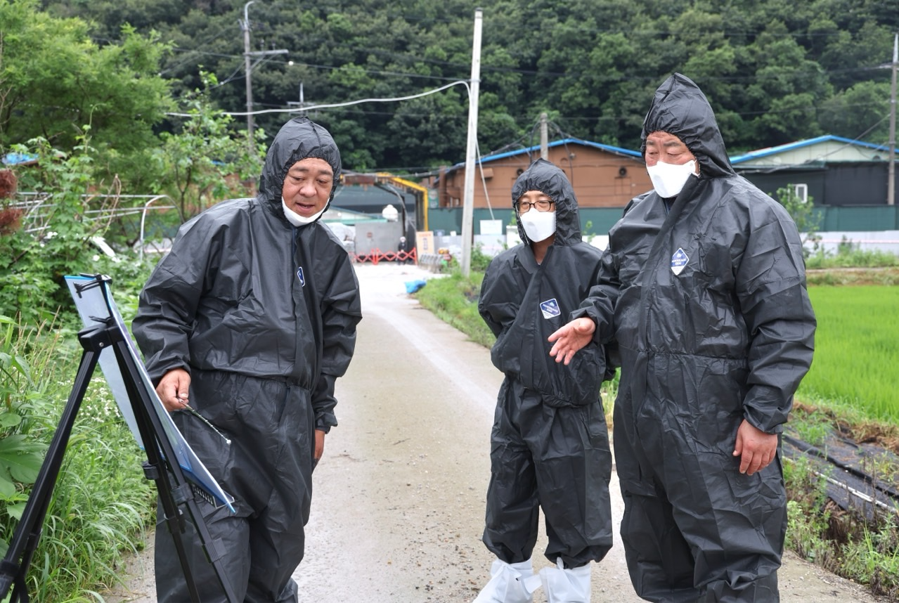 김경일 파주시장 양돈농장 긴급 방문 철저한 방역 대응