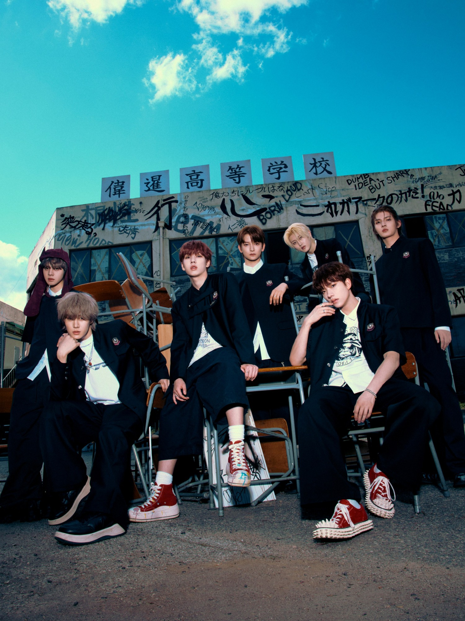 아크, 미니 3집으로 커리어 하이 달성…'awesome'한 행보