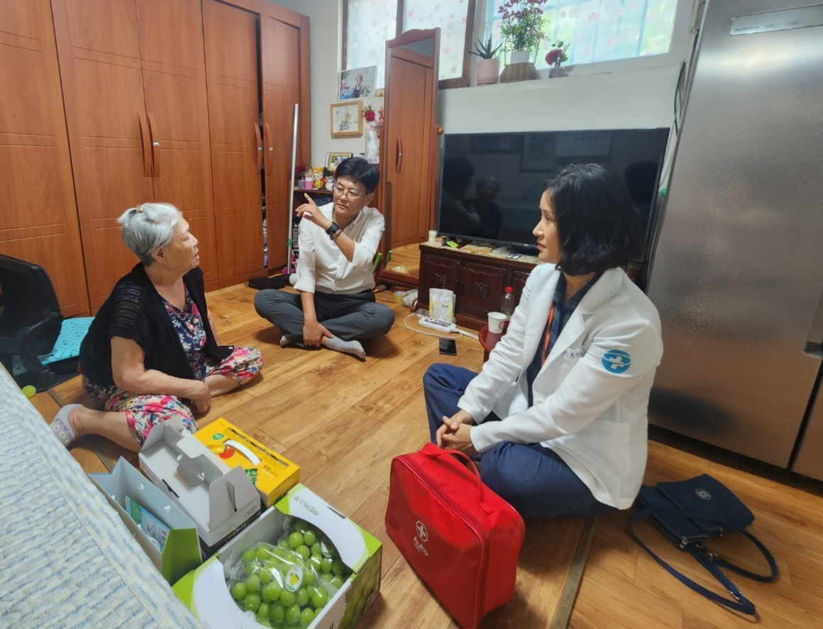 광주시, 폭염 속 건강 취약계층 가정 방문