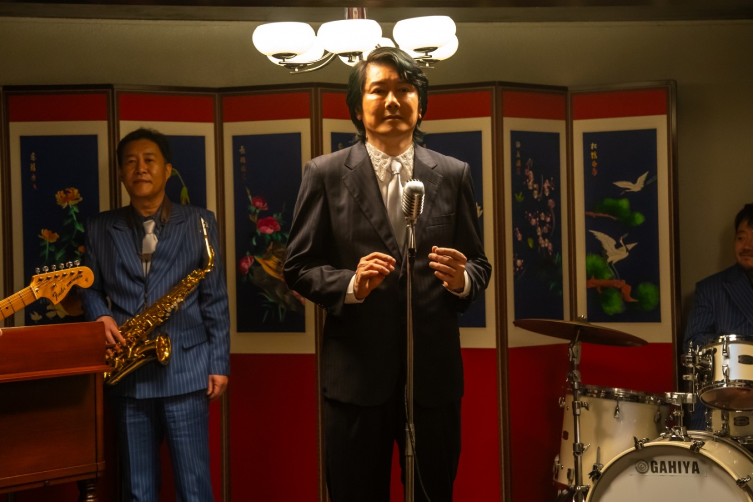 김장훈, ‘파인: 촌뜨기들’ 깜짝 등장…가수 현인 역으로 특별 출연