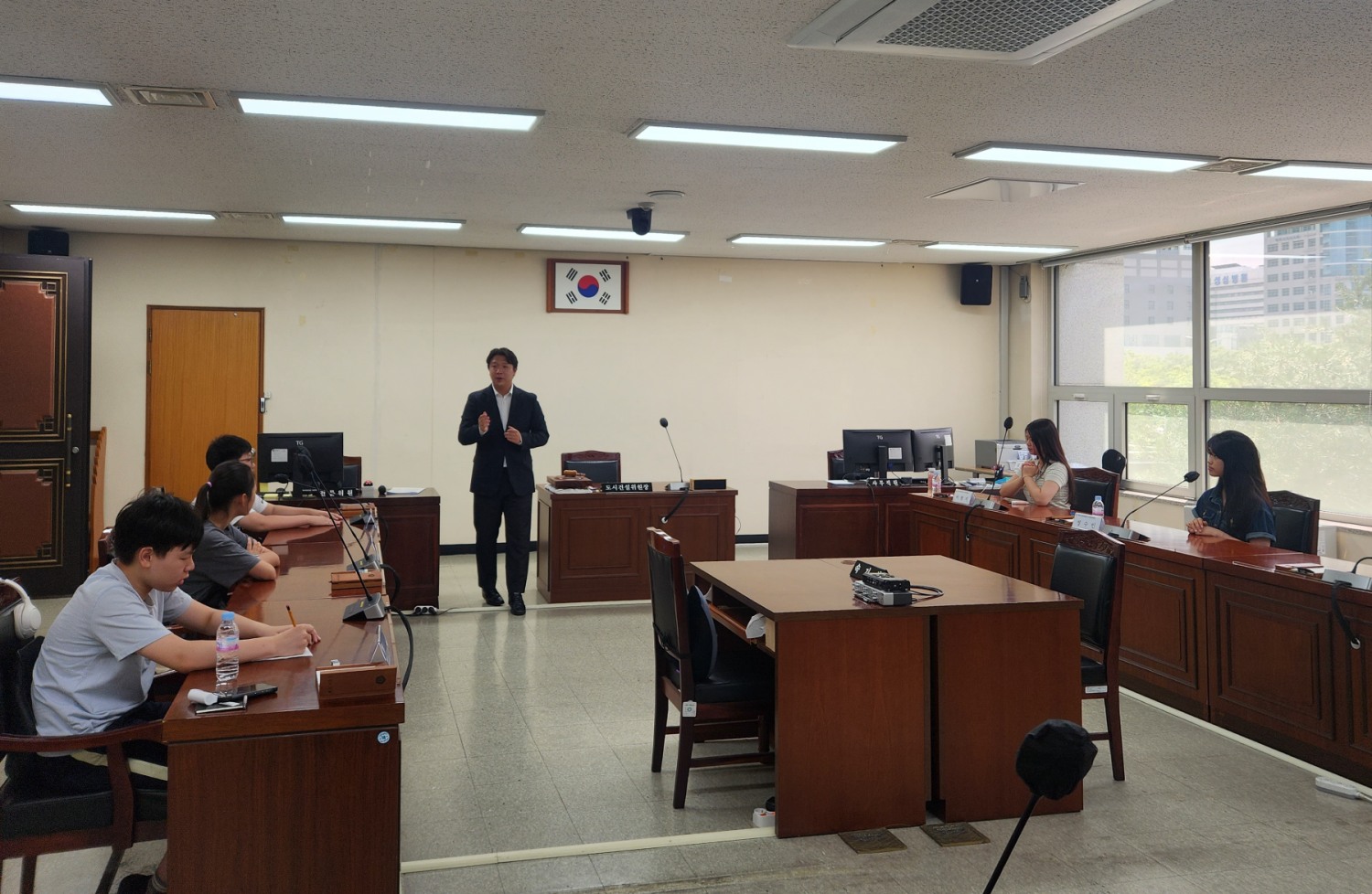 안양시의회 청소년의회 제2차 상임위원회 회의 개최