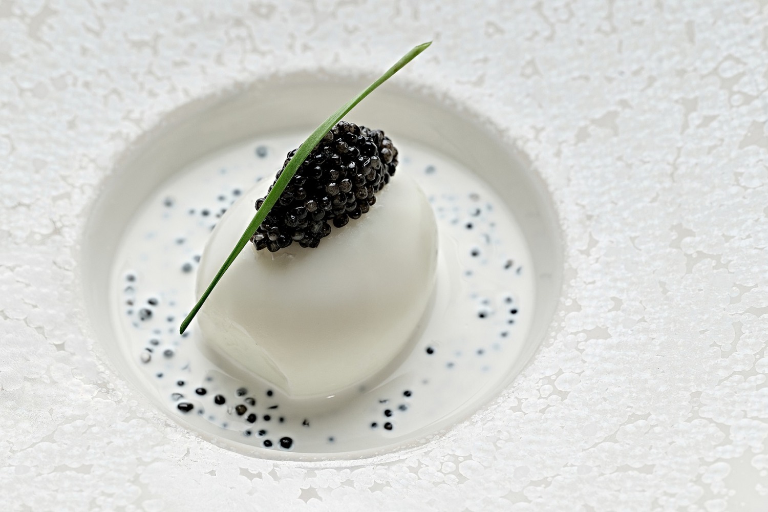 시그니엘 서울, ‘세계 3대 진미’ 캐비아 7코스 선봬