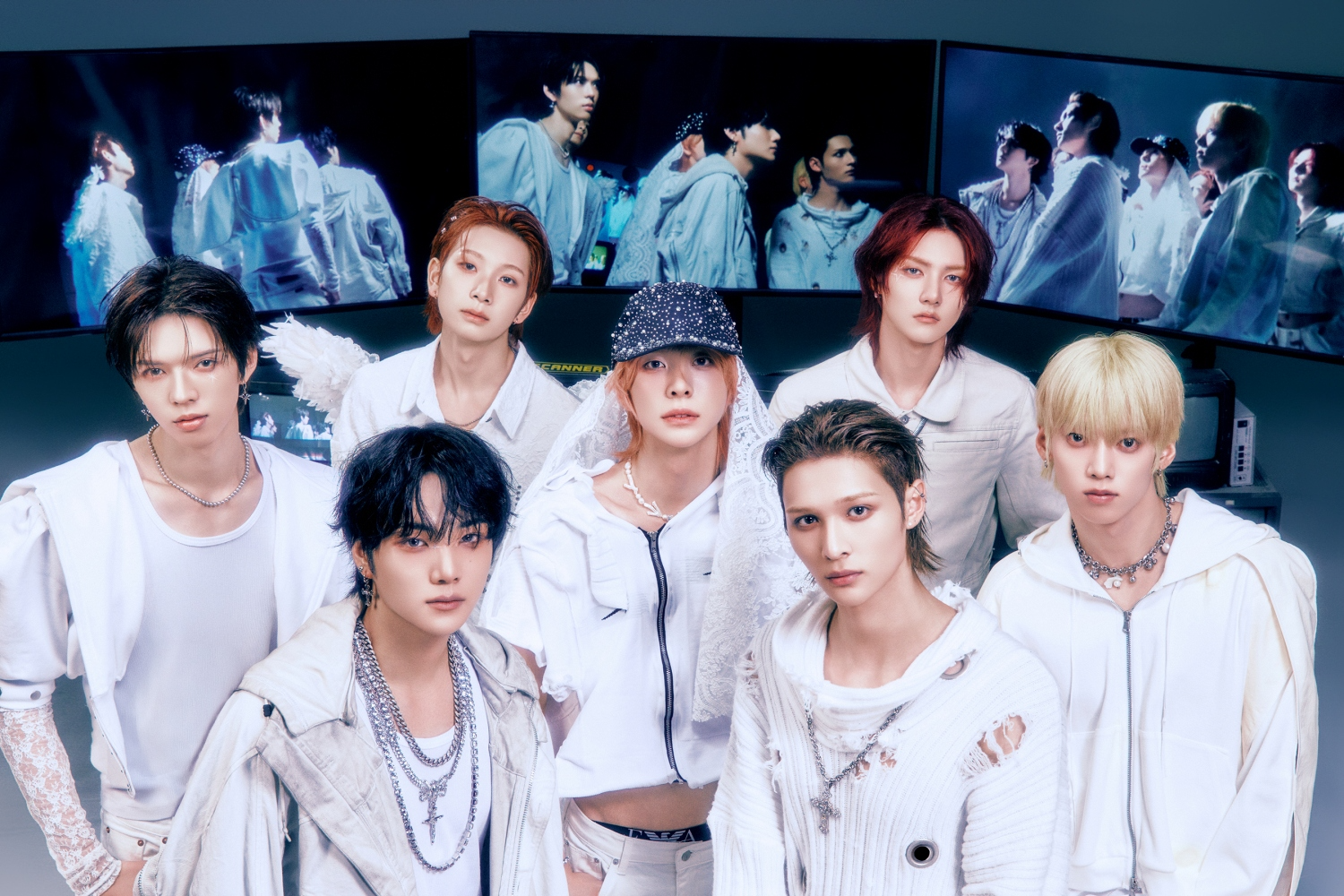 앰퍼샌드원, 미니 3집 발매와 동시 ‘차트 정상’