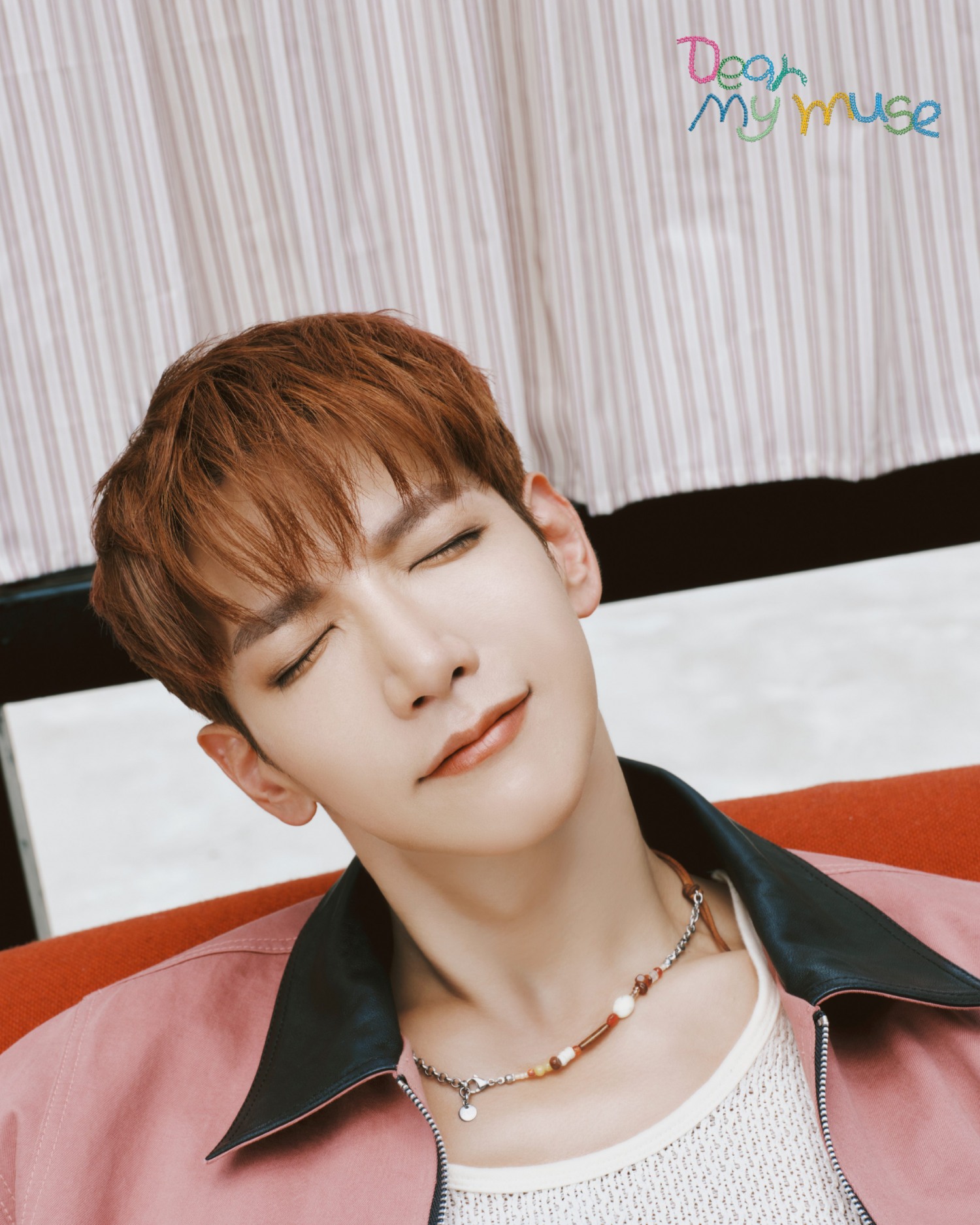 JUN. K, 미니 4집 콘셉트 포토 공개 완료…눈 감고 싱긋 미소 짓는 캐주얼한 매력