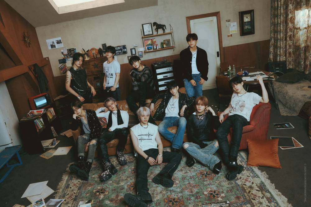 트레저, 락시크 카리스마도 완벽 소화…미니 3집 마지막 단체 비주얼 공개