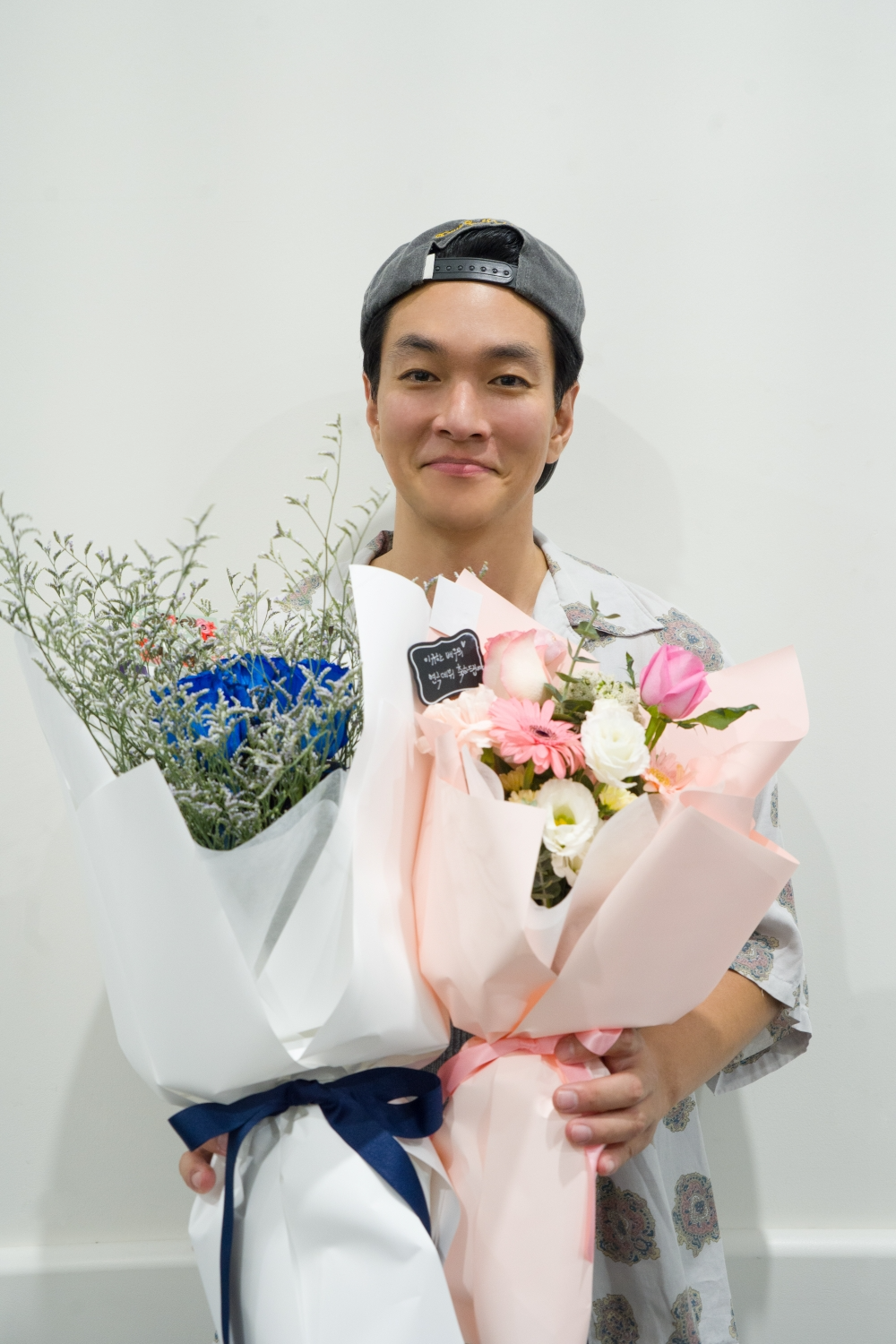 이규한, 연극 ‘나의 아저씨’ 첫 공연 성료…‘강렬 카리스마’ 몰입감 높인 명품 열연