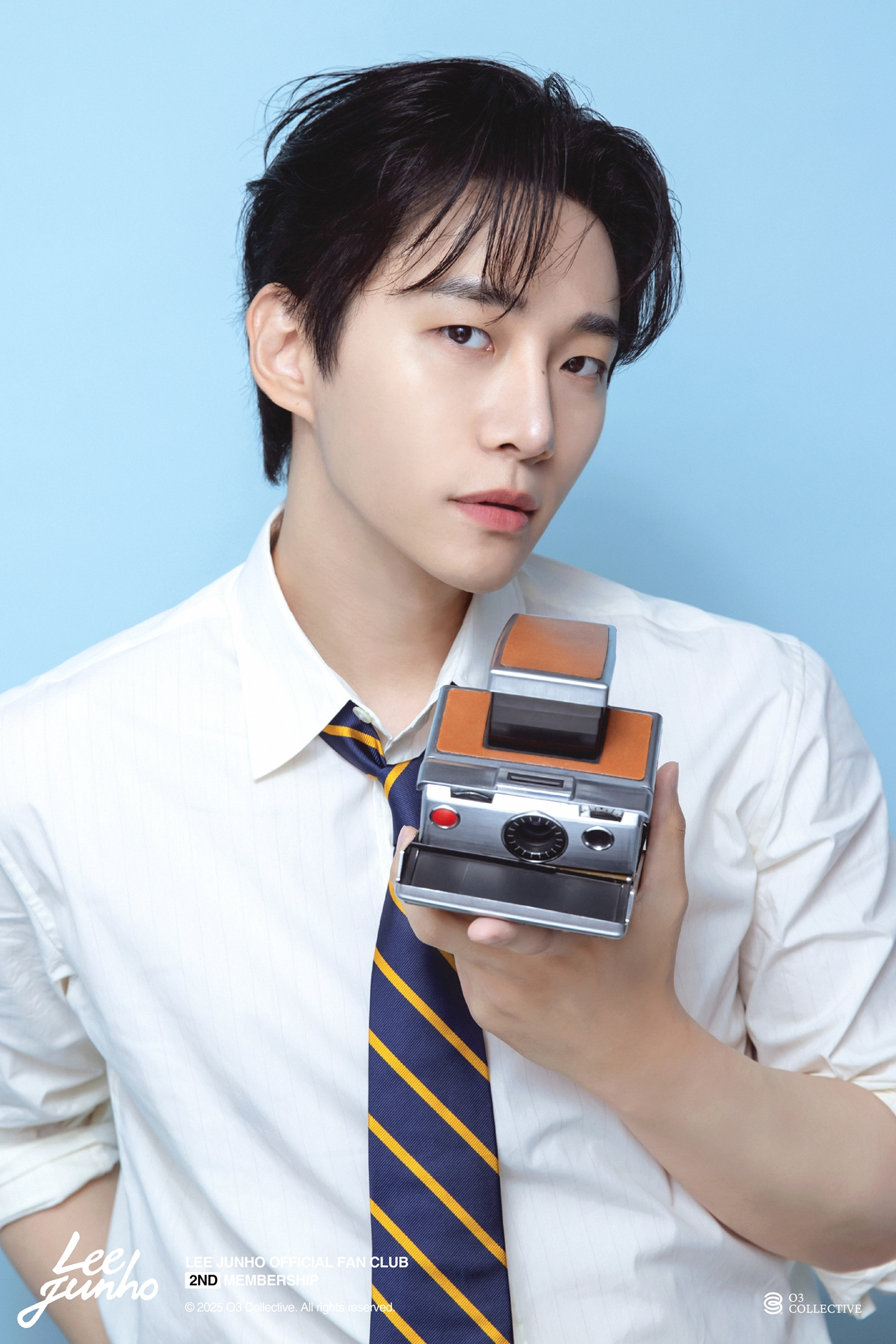 이준호, 팬클럽 콘셉트 포토 공개…글로벌 팬들과 소통 본격화