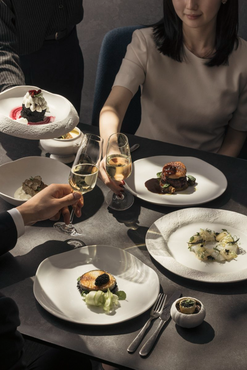 더블트리 바이 힐튼 서울 판교, 절제의 미학을 담은 가을 한정 코스 ‘네이키드 : 블랙&화이트’ 선봬