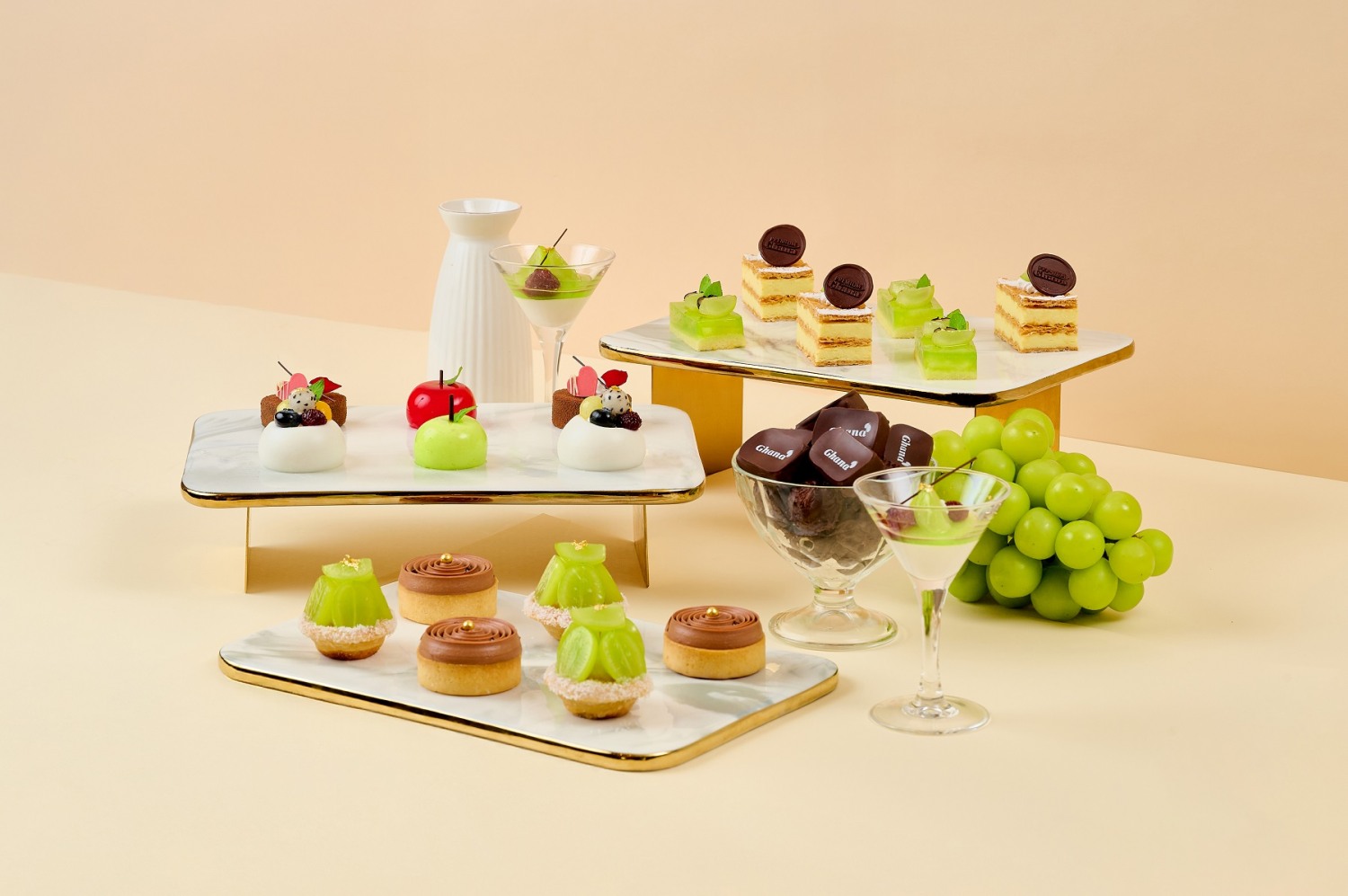 롯데호텔 서울, 샤인머스캣 디저트 프로모션 ‘머스트 비 샤이닝 초코’ 선봬