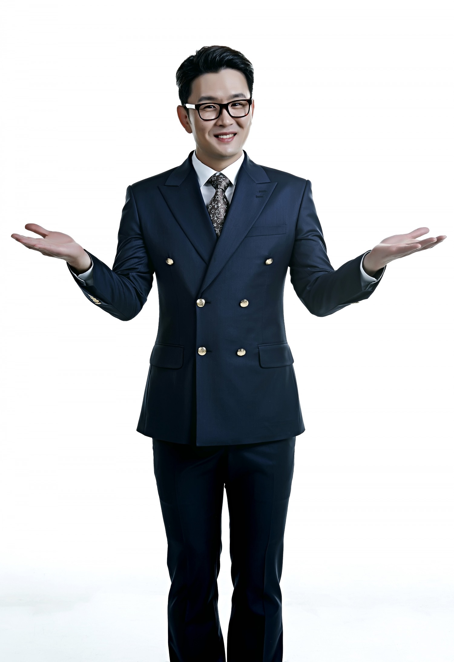 윤형빈, 추석 특집 ‘윤형빈쇼’ 컴백…“걱정 근심 다 내려놓고 마음껏 웃으러 오시길”