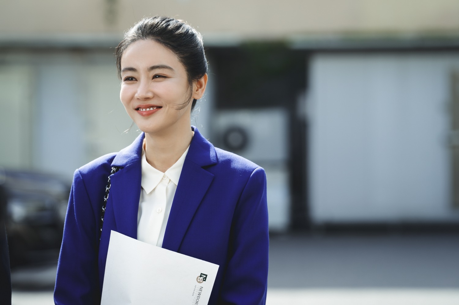 ‘믿고 보는 코미디 장르의 여신’ 황우슬혜, ‘보스’ 조직 2인자 조우진의 아내 지영 역으로 귀환