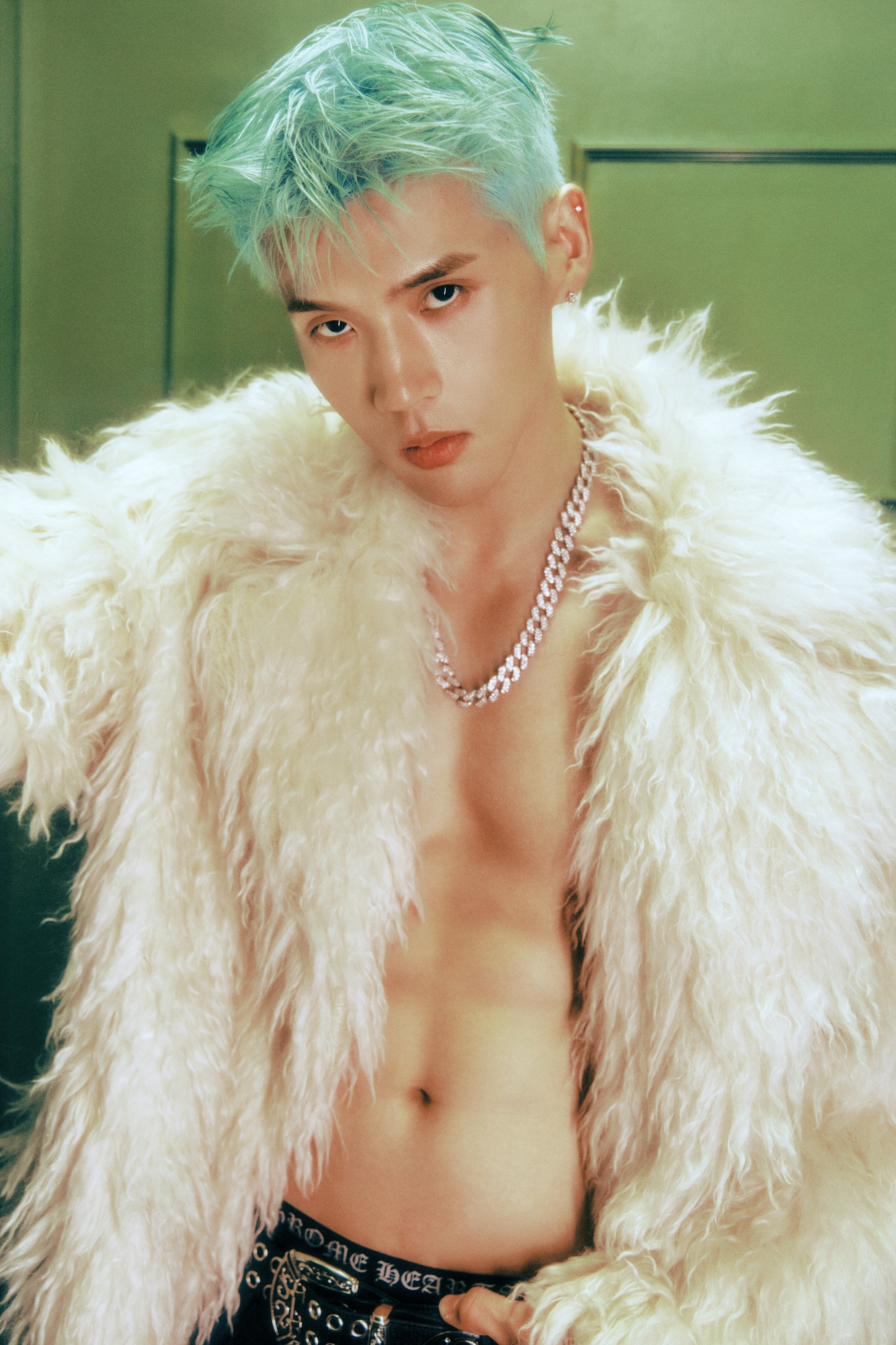 카드 비엠, 두 번째 EP ‘PO:INT’ 콘셉트 포토 공개…‘섹시+치명’ 압도적 존재감