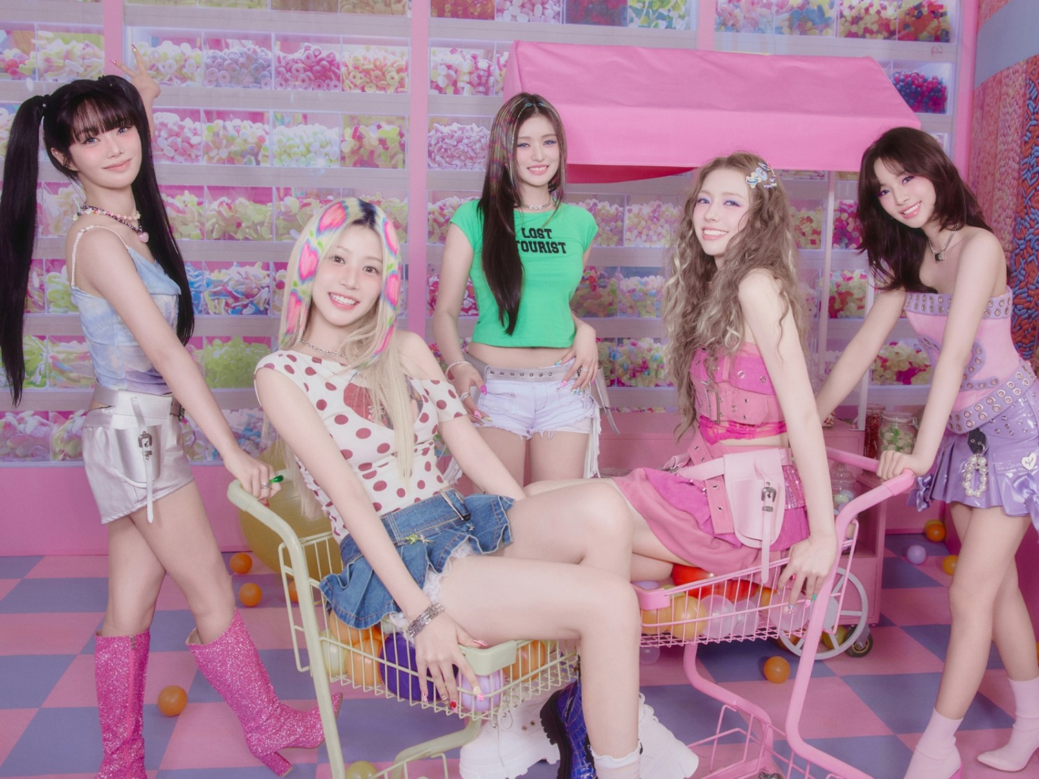 피프티피프티, 신보 ‘투 머치 파트 원’ 오늘(4일) 발매…사랑스럽고 당찬 에너지