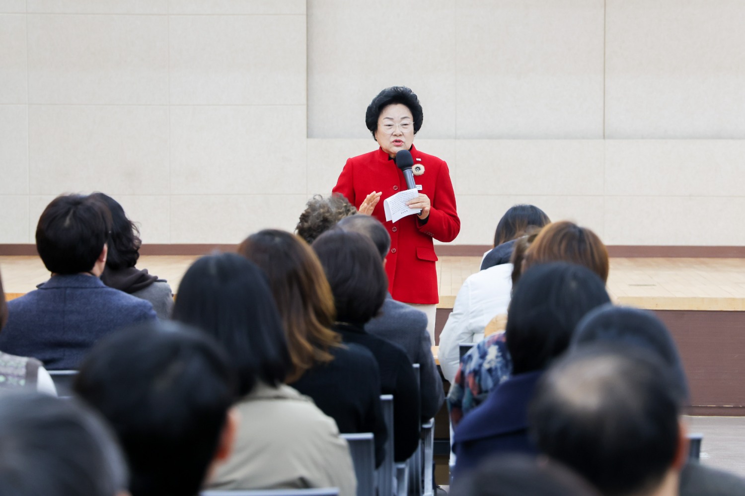 장기요양요원 처우개선비 지원 사업 신설