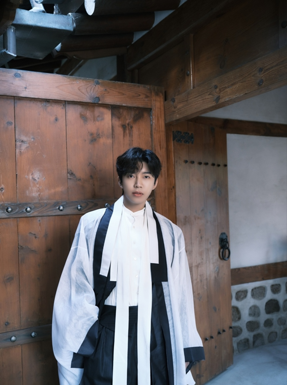 임영웅, 한국의 美 뽐낸다…27일 2026 시즌그리팅 예약 판매