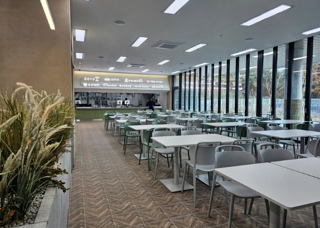 풀무원푸드앤컬처, 김제휴게소 양방향 신규 오픈…지역 상생 복합문화휴게소로 조성