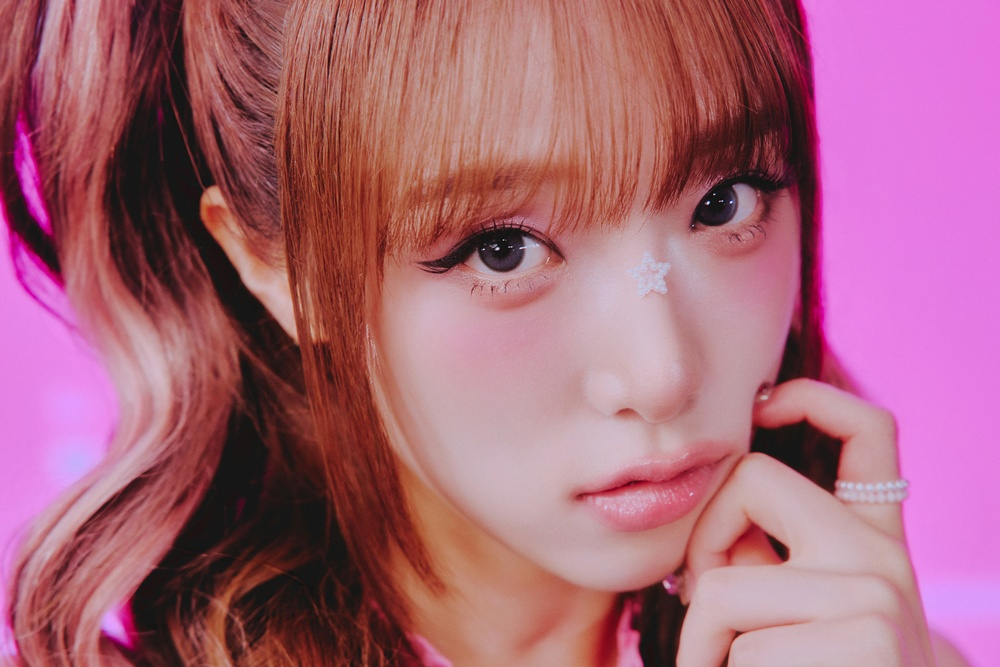 최예나, 하츠네 미쿠와 손잡은 ‘STAR!’ 공개…버추얼X리얼 감성 폭발