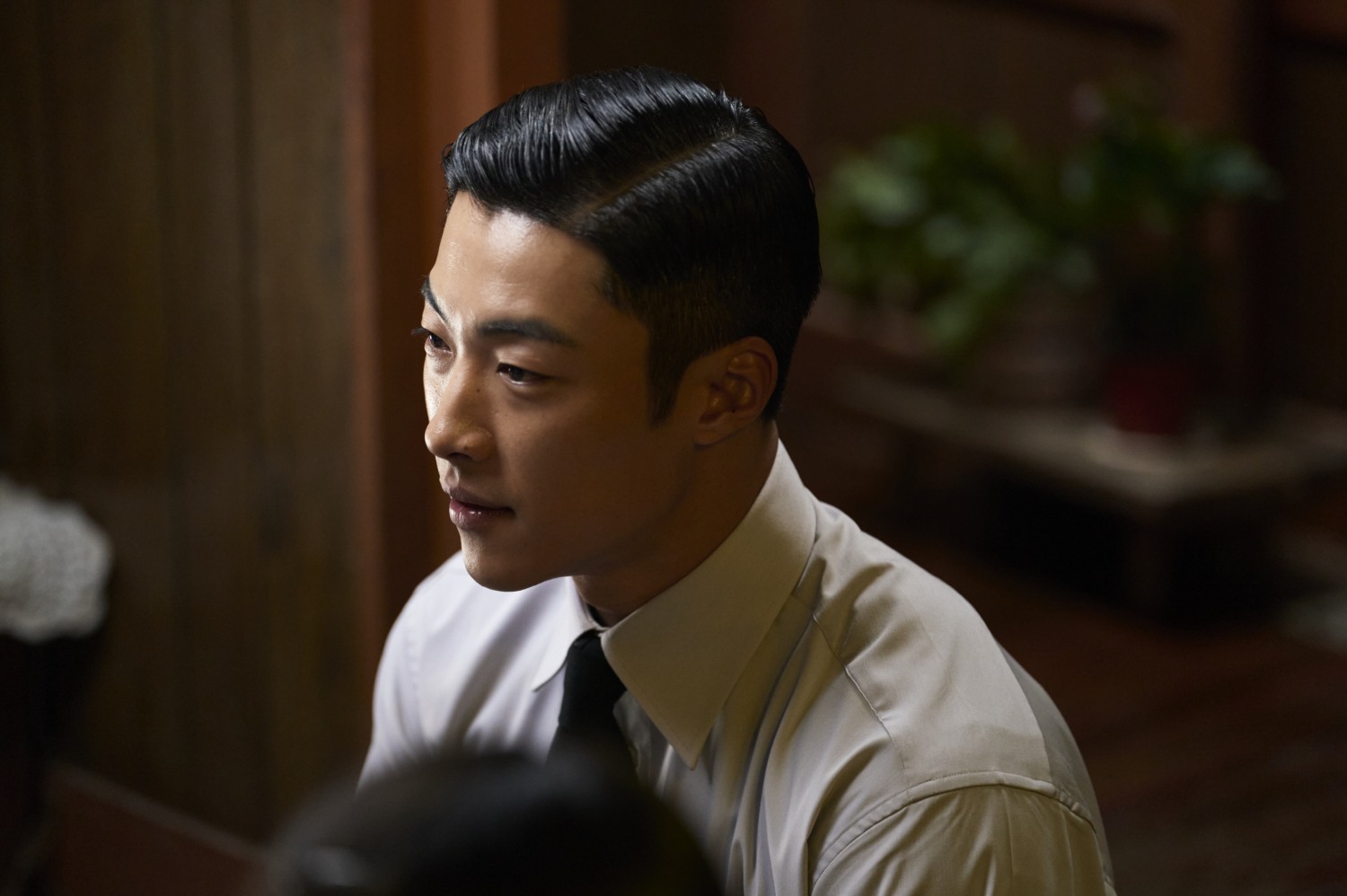 ‘메이드 인 코리아’ 우도환, 강인한 엘리트 장교의 단단한 존재감…백기현 캐릭터 스틸 공개