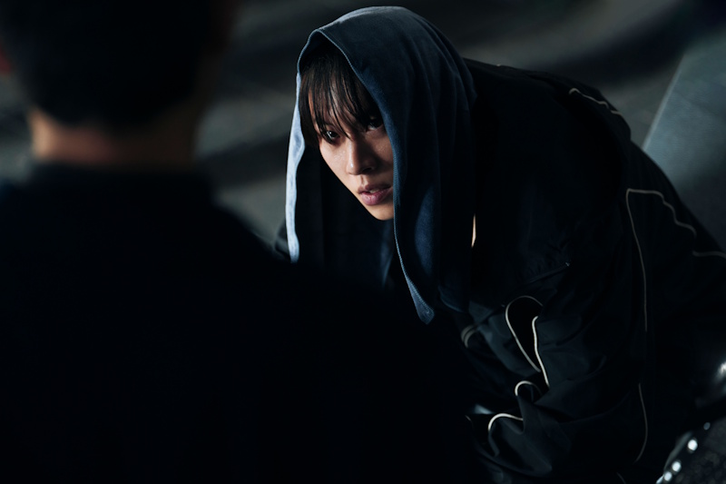 ‘프로젝트 Y’ 김성철의 냉혹한 변신…예민美 뽐내는 캐릭터 스틸 공개