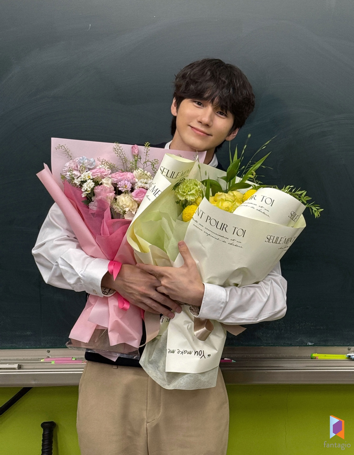 ‘첫사랑은 줄이어폰’ 옹성우, 안방극장 아련하게 물들인 ‘첫사랑’의 표본…“많은 것을 추억하고 생각하는 시간이 되길”