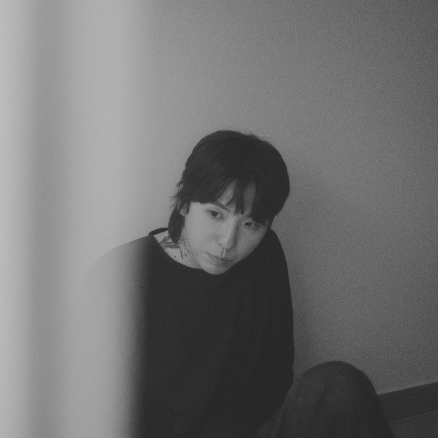 구름, 오늘(16일) 정규 4집 '에어플레인 모드' 발매…'이별→상실→치유' 서사 눈길