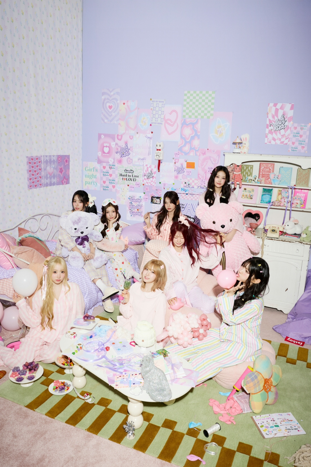 세이마이네임, '&Our Vibe' 마지막 콘셉트 포토 공개…사랑스러운 소녀들의 파자마룩