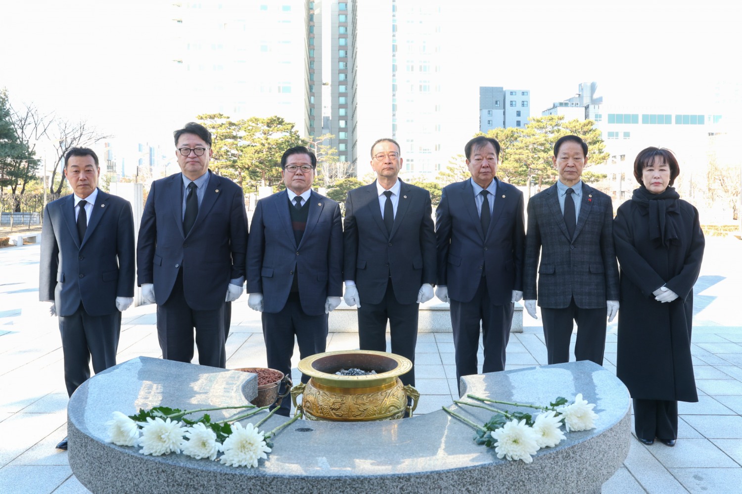 경기도의회 국민의힘 수원시 현충탑 참배