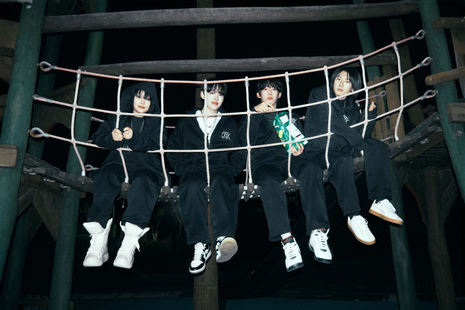 크록티칼, 데뷔 카운트다운 D-6…팀 컬러 돋보인 콘셉트 포토 공개 완료