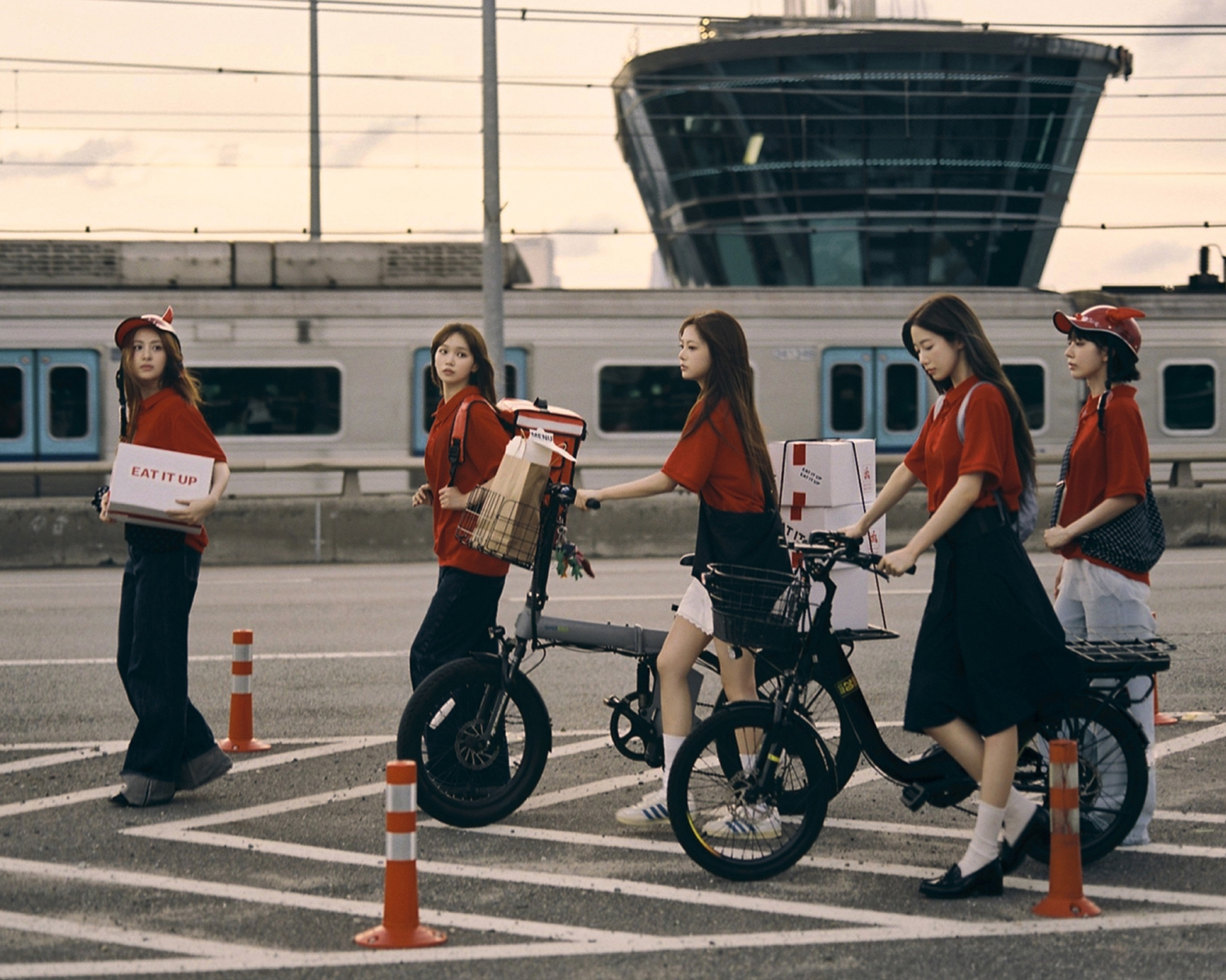 르세라핌, 빌보드 프랑스 발표 ‘2025년 프랑스에서 가장 많이 재생된 K-팝 그룹’ 8위