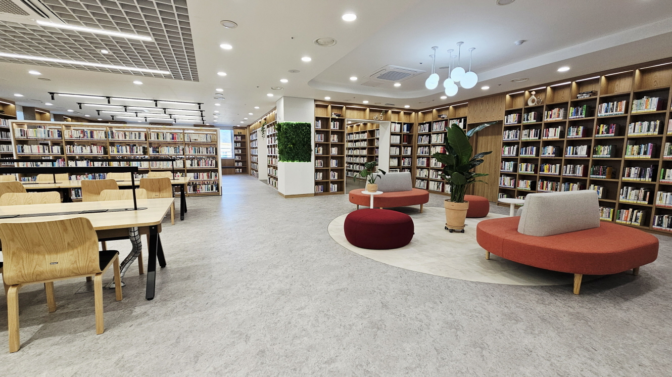 내손도서관 문헌정보실 1․2 재개관 (의왕시 제공)