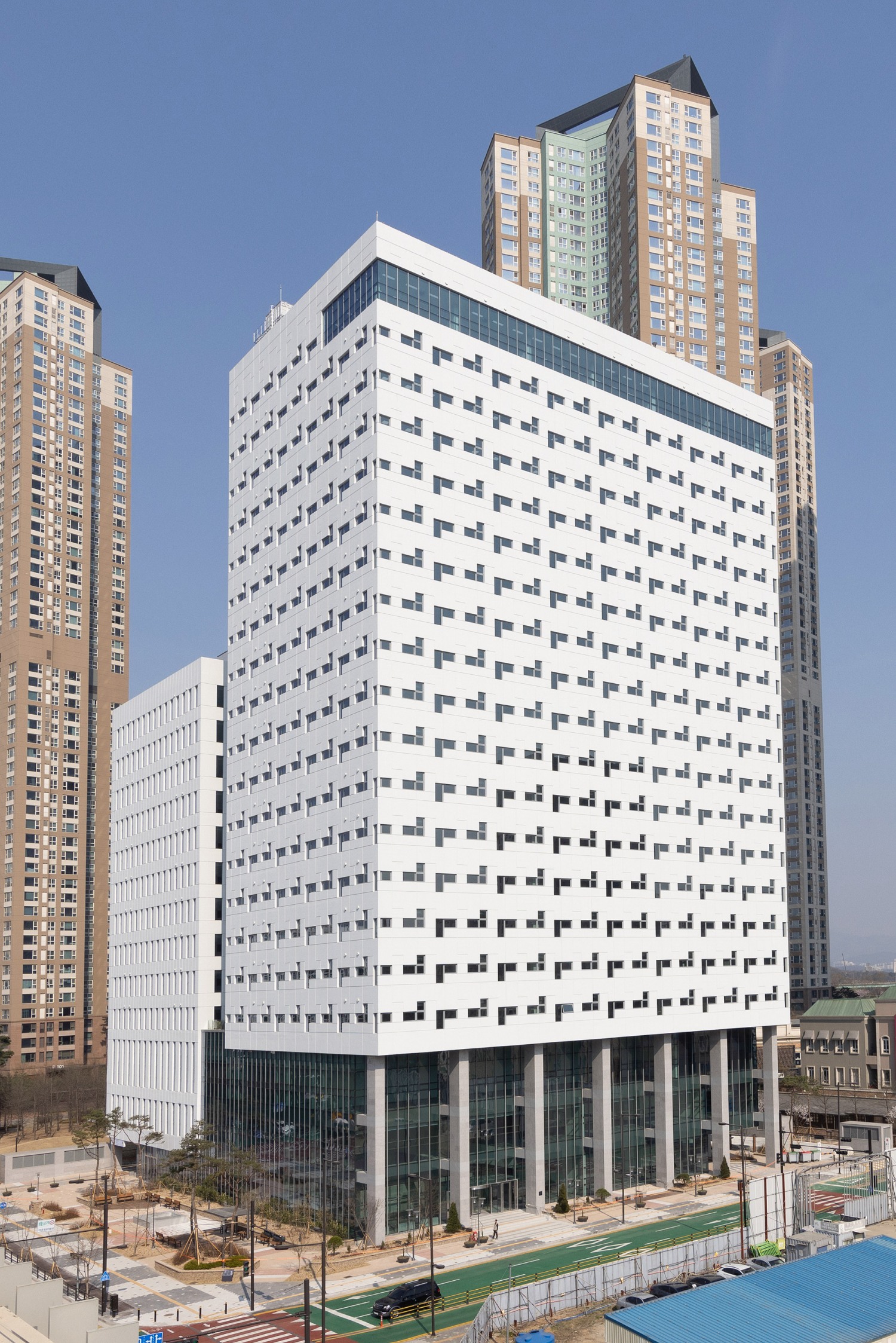 시청사 백석업무빌딩 이전 위법사항 없어