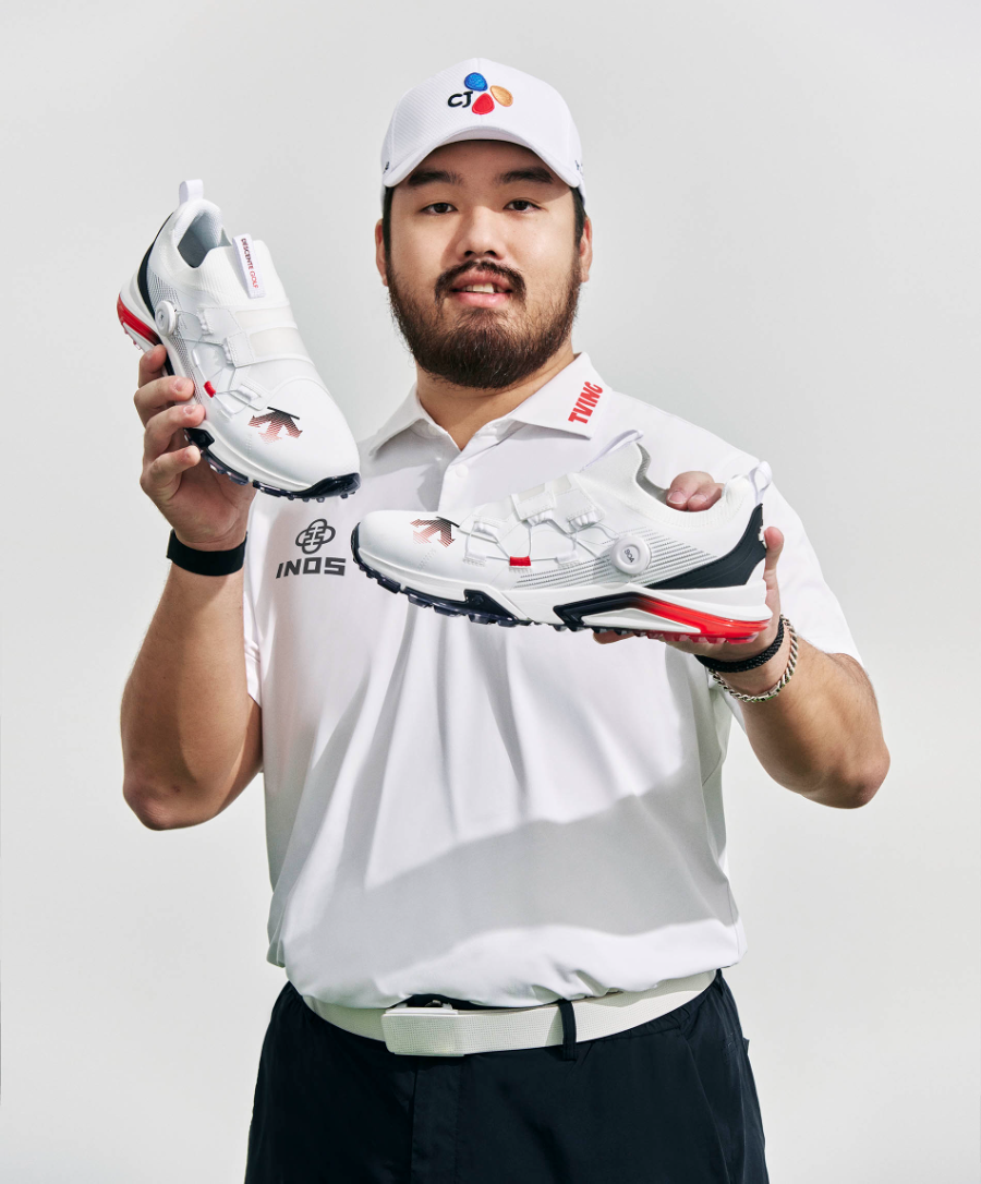 데상트골프, 비거리 퍼포먼스 겨냥한 ‘아크먼트 골프화 시리즈’ 출시