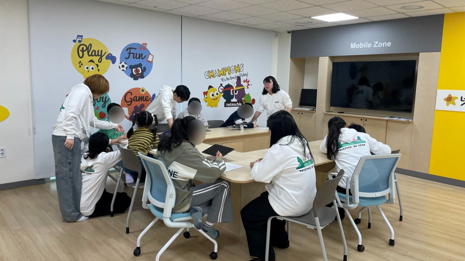 다이닝브랜즈그룹 봉사단 ‘다인어스’ 서울 지역 2월 활동 사진