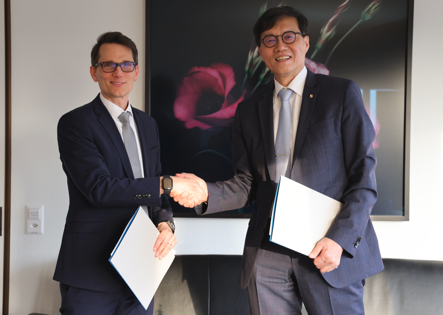 한은, 스위스와 100억 스위스프랑 통화스왑 5년 연장…외환 안전판 강화