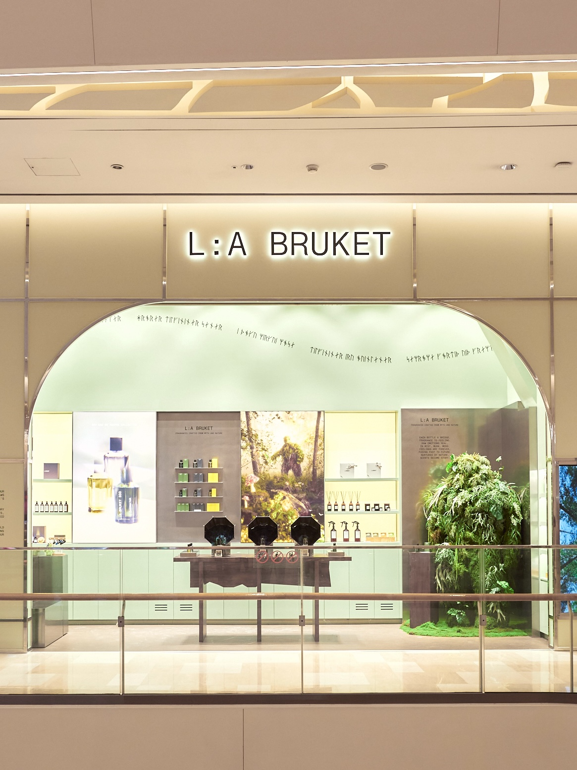 라부르켓, 신규 오 드 퍼퓸 출시 기념 롯데월드몰 팝업스토어 운영