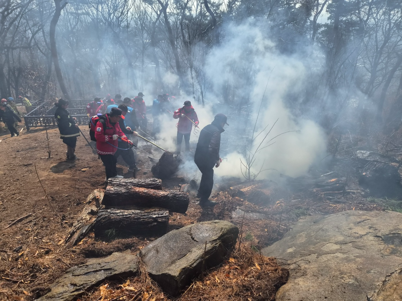 수원 팔달산 산불 진화