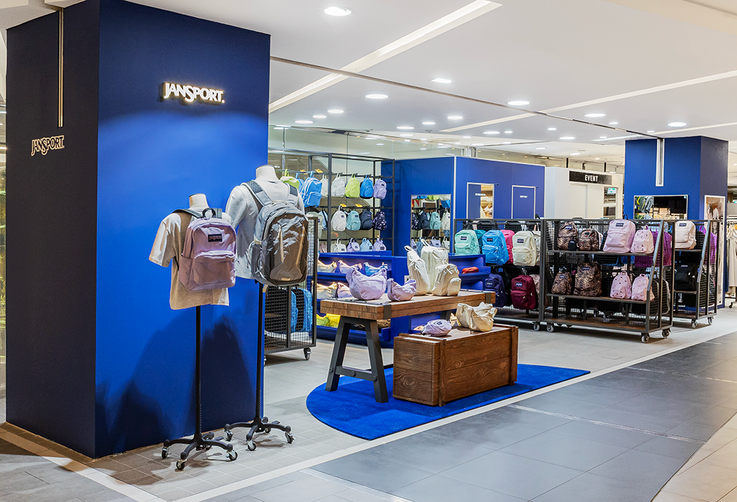 잔스포츠 롯데백화점 부산본점 매장 전경