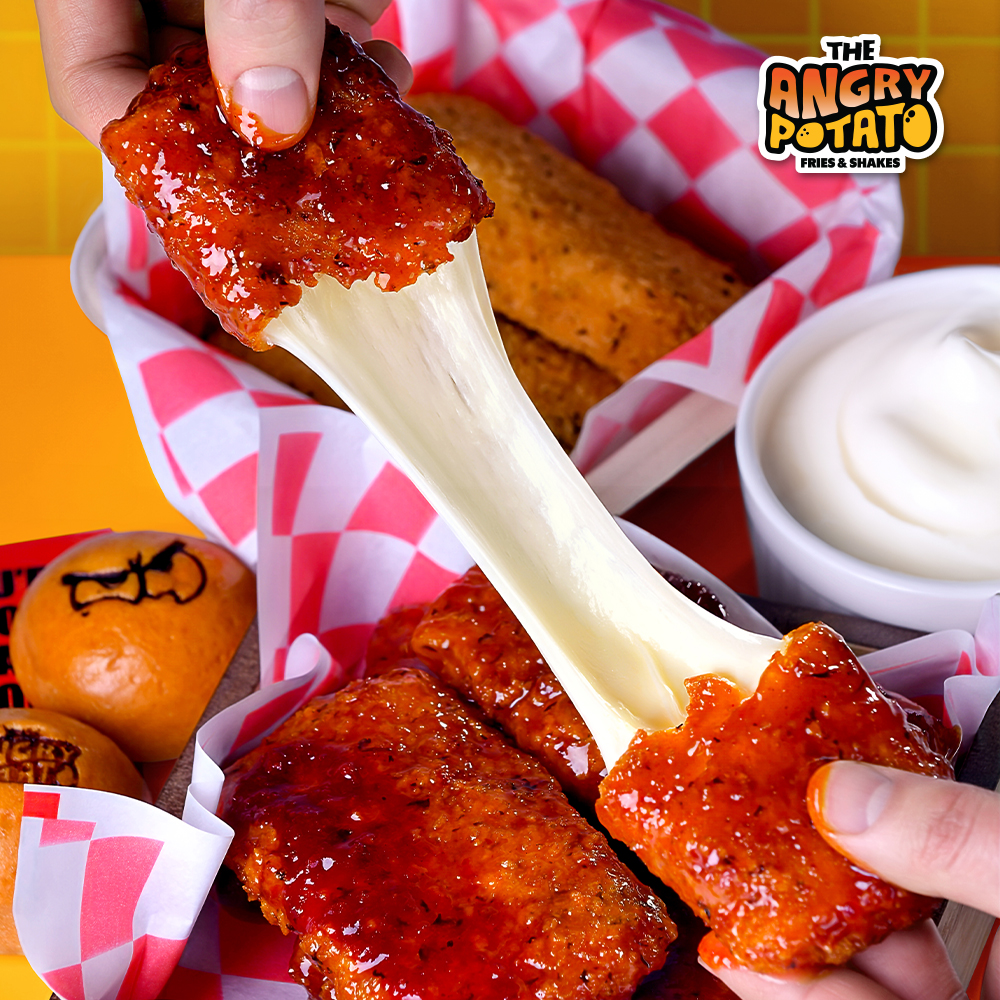 앵그리포테이토 신메뉴 ‘내슈빌 핫 치즈스틱’/ 사진제공 = 스낵토리