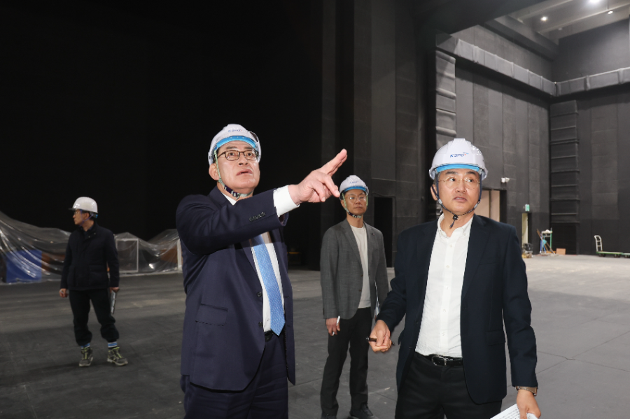 국민체육진흥공단_시설 개선 공사 현장 경영 사진(우리금융아트홀)