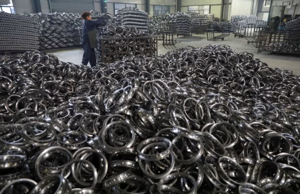 (상보) 트럼프, 철강 완제품 관세 50%→25% 인하 발표 계획 - WSJ