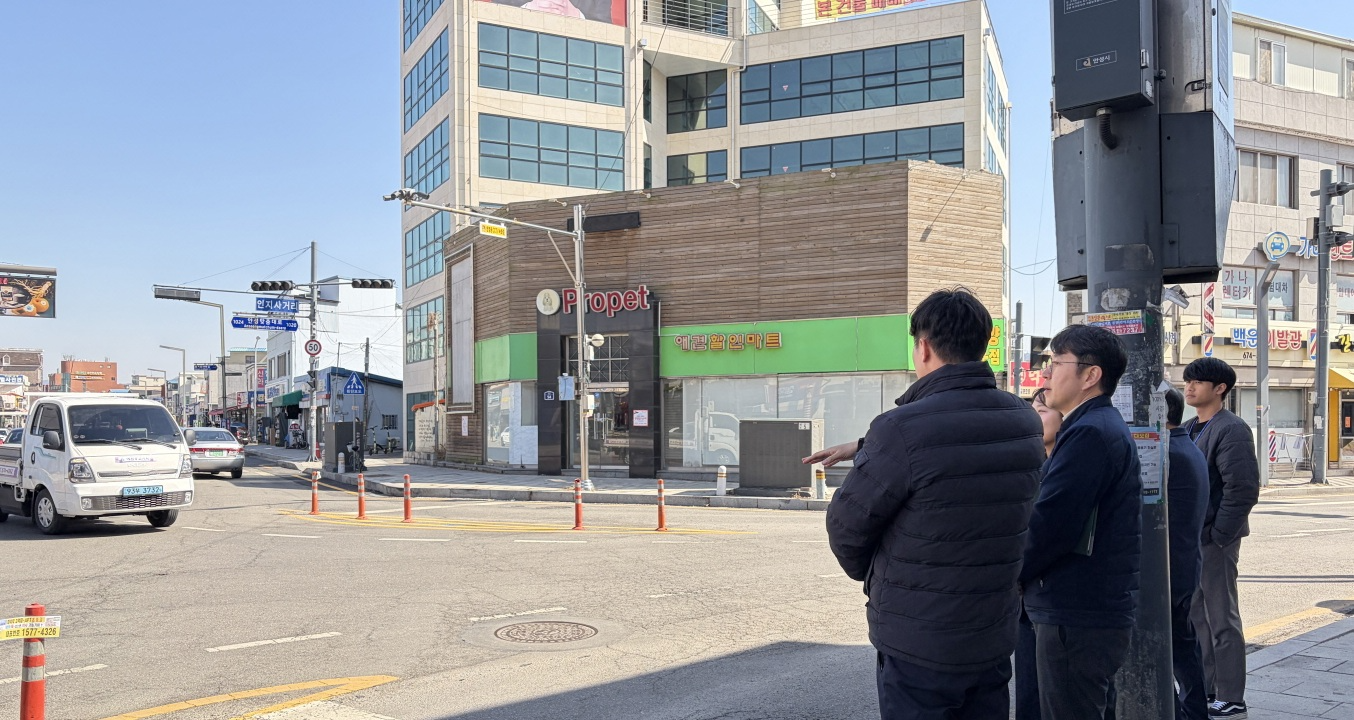 점멸신호를 정상 신호체계로 전환하는 시범운영