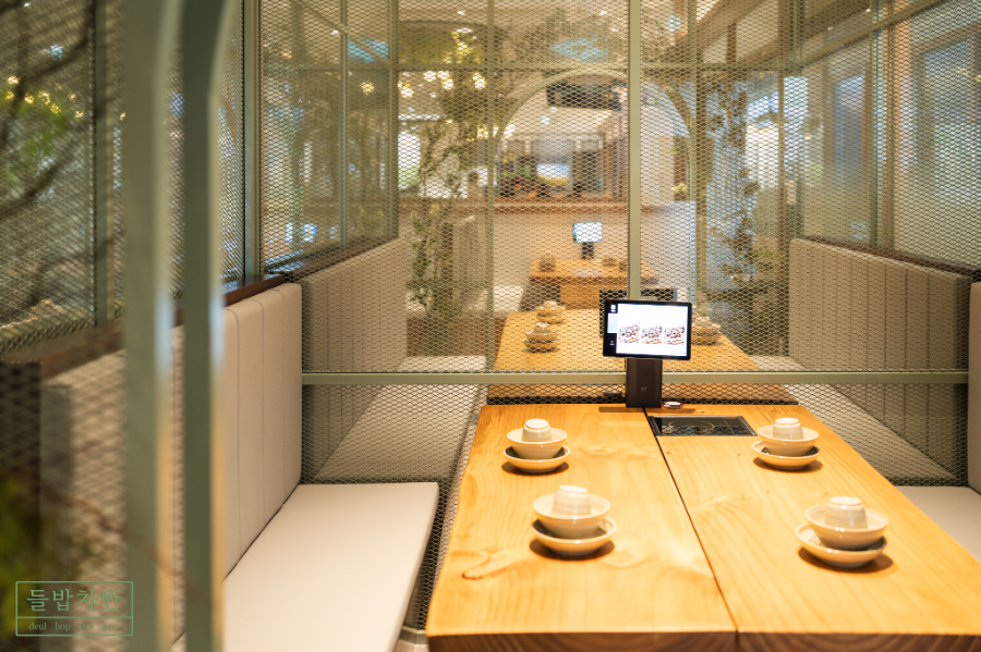 들밥차반, 한정식 룸식당으로 모임 수요 공략