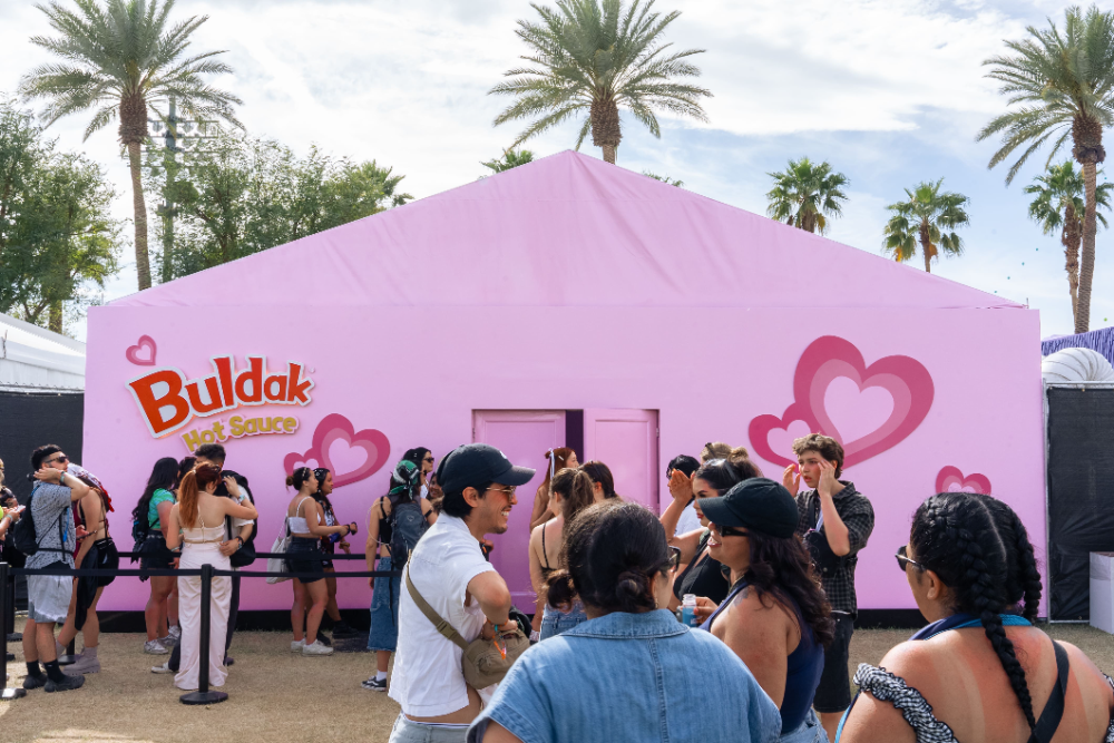 (▲ 사진 설명 : 2025년 코첼라 페스티벌 당시 불닭 부스 전경 / 사진=삼양식품 제공)
