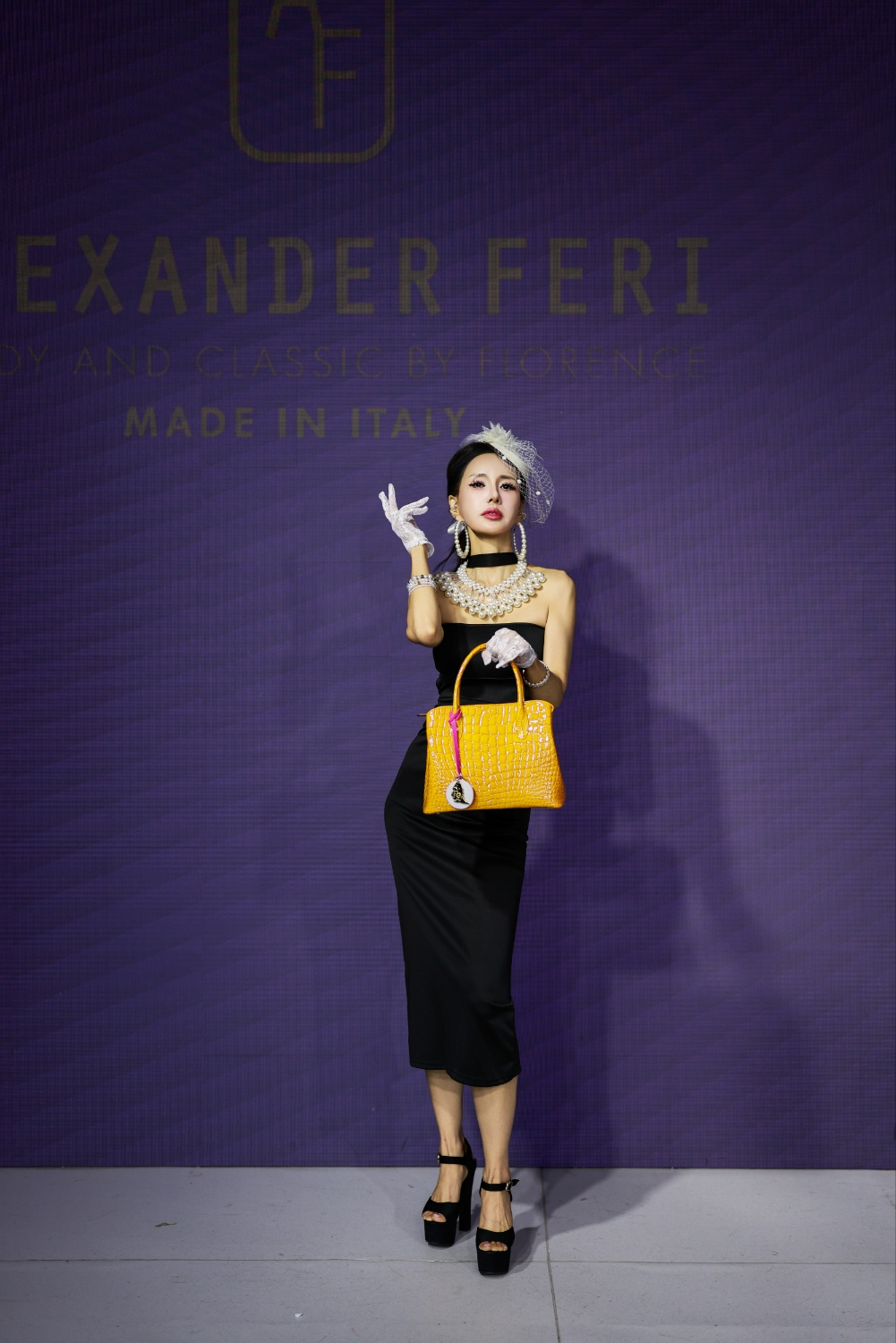 여름 시즌 런웨이를 빛내다…모델 박채린, 알렉산더페리 패션쇼 주목