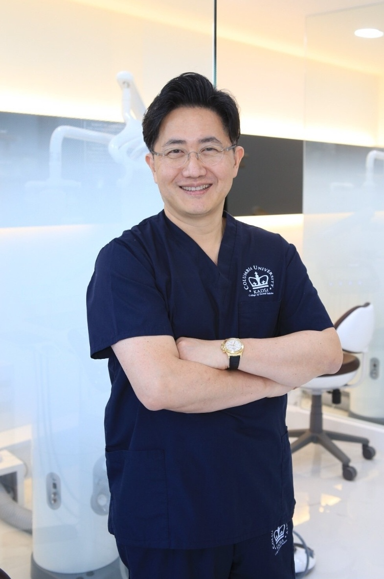 이안맨하튼치과 함대원 원장 × 한양대 시니어모델 이현진 교수, 시니어 프리미엄 라이프 위한 전략적 제휴