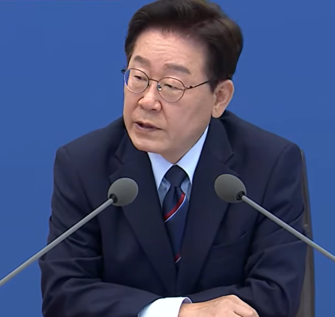 사진: 국무회의 주재하는 이재명 대통령, 출처: KTV